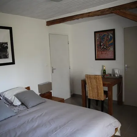 ベッド・アンド・ブレックファスト La Grange O Belles Champfrémont