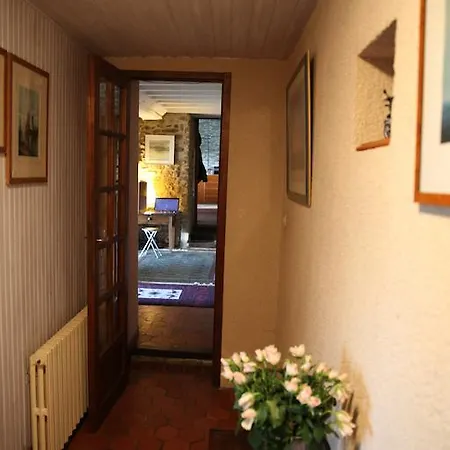 ベッド・アンド・ブレックファスト La Grange O Belles Champfrémont